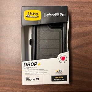 OtterBox Defender Pro Case for iPhone 13 - Black